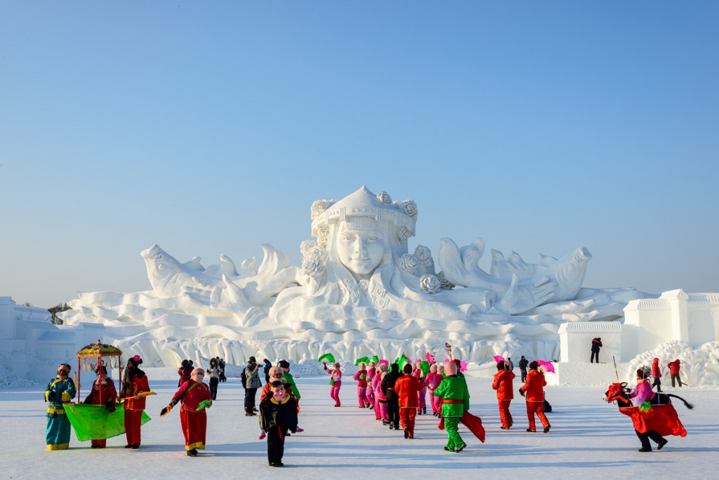 Festival-da-Neve-Gelo-Harbin-China-1024x684