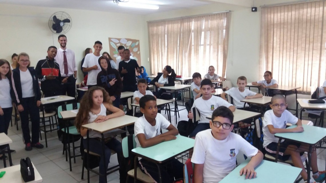 Em abril aconteceu uma palestra sobre Bullying para alunos da 7ª Série, da escola Marcos Emilio Verbinnem, de Jaraguá do Sul.