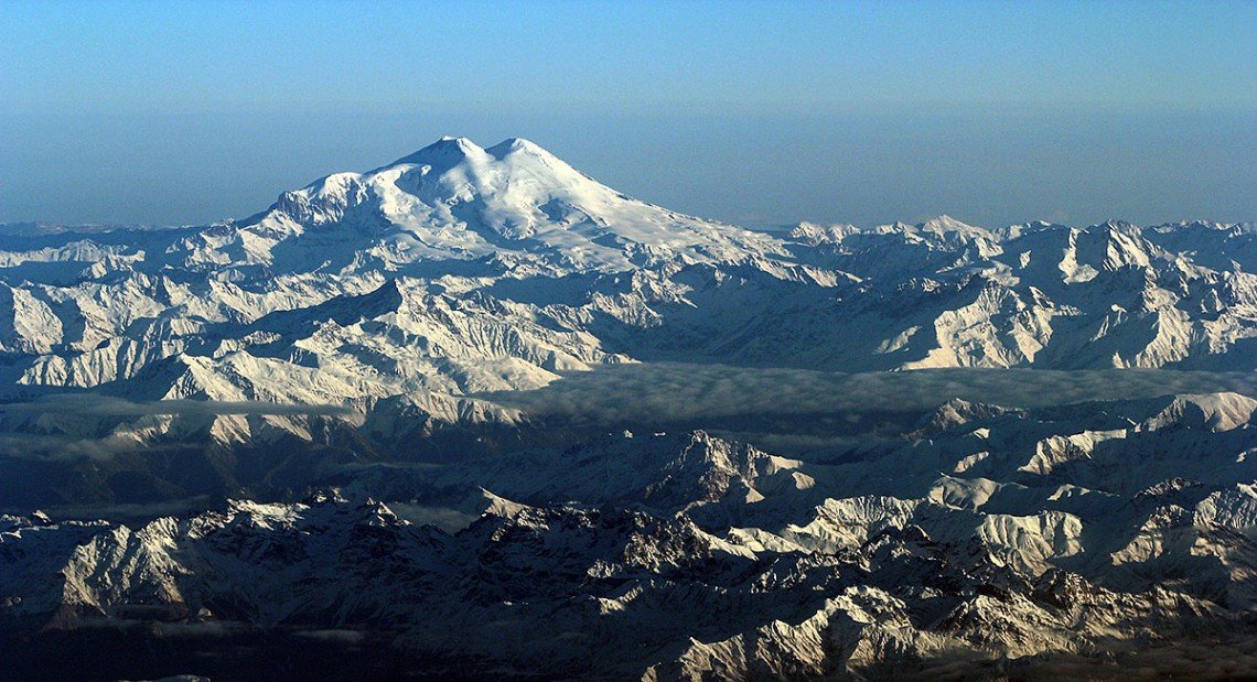 Mt_Elbrus_Caucasus (1)