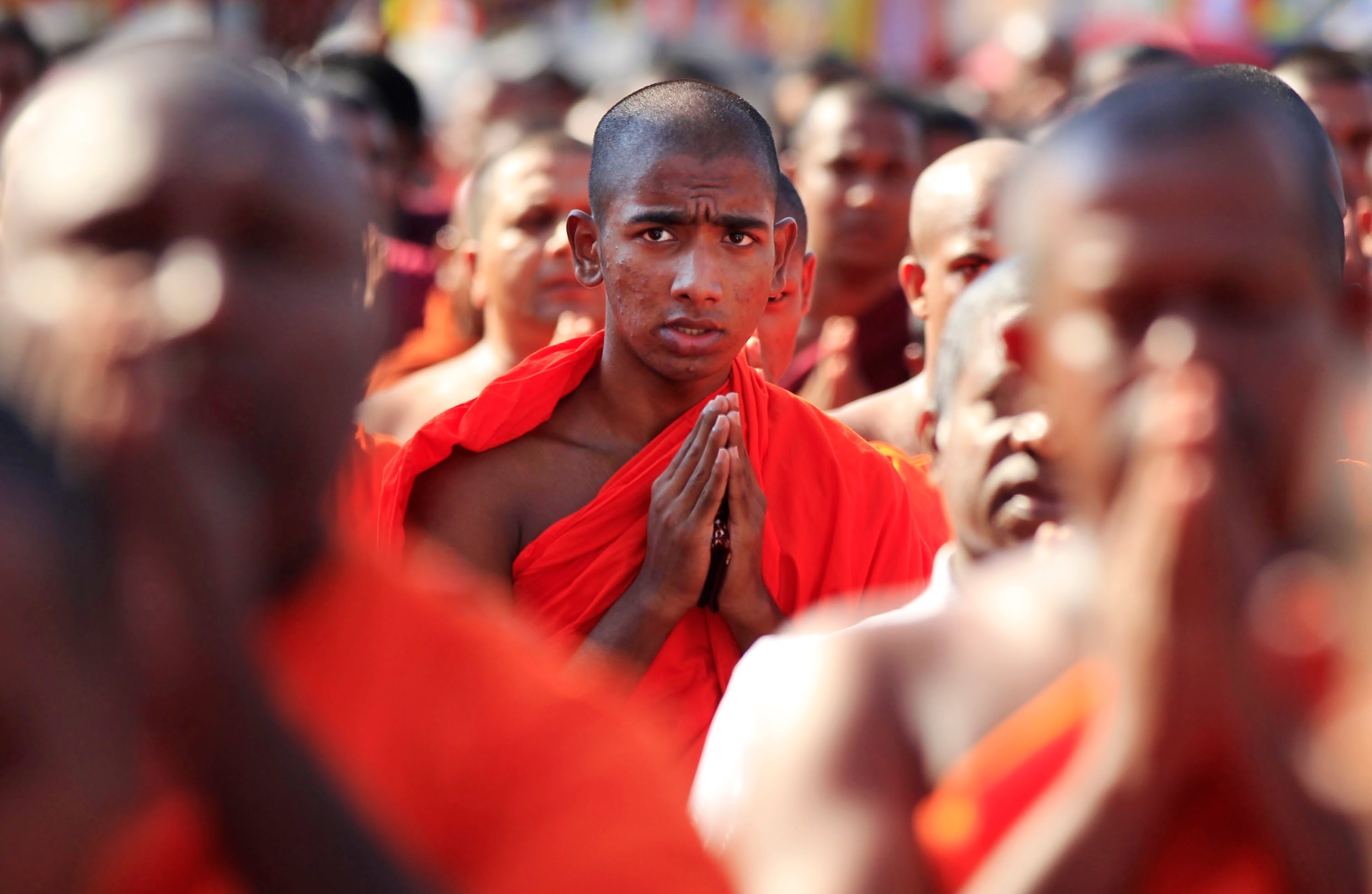 O budismo é aplicado no dia a dia por pessoas comuns e não apenas monges