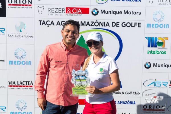 Premiação na Taça Agro Amazônia de golfe. Foto: acervo pessoal