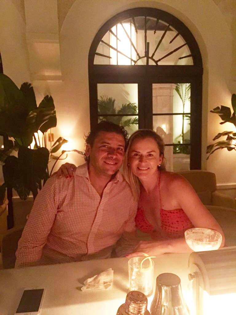 Lili e o marido Leandro Novello no Hotel Four Seasons, em Miami. Fotos: Arquivo pessoal – Divulgação.
