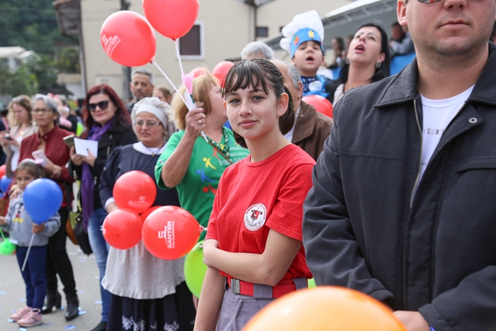 Desfile aconteceu nesta terça-feira (28) | Foto Eduardo Montecino/OCP News
