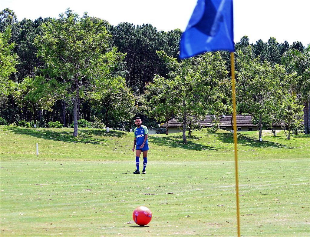 Jogadores do Avaí praticaram o Footgolf no campo do Costão Golf | Foto André Palma Ribeiro/Avaí F.C.