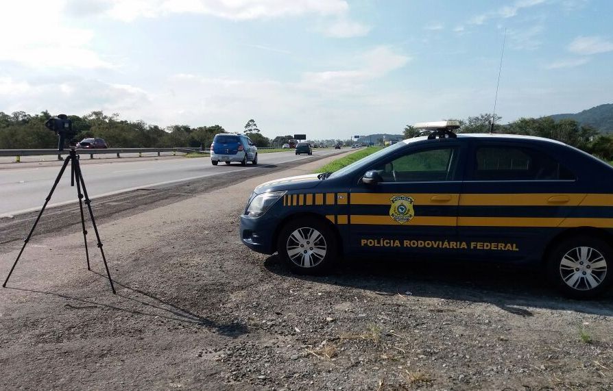 Ação da PRF recuperou veículos e prendeu ladrão| Foto PRF/Divulgação