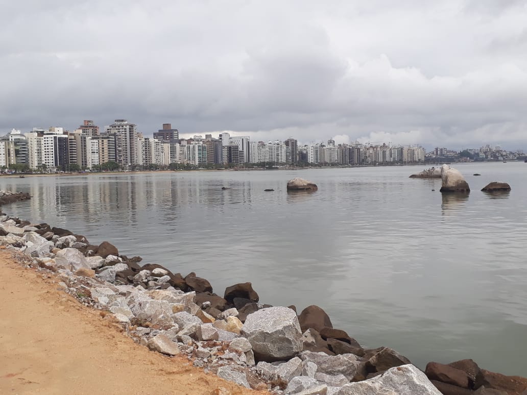 Cenário da Beira Mar Norte e de toda a região da Capital será de dias nublados até domingo | Foto Ewaldo Willerding/OCPNews