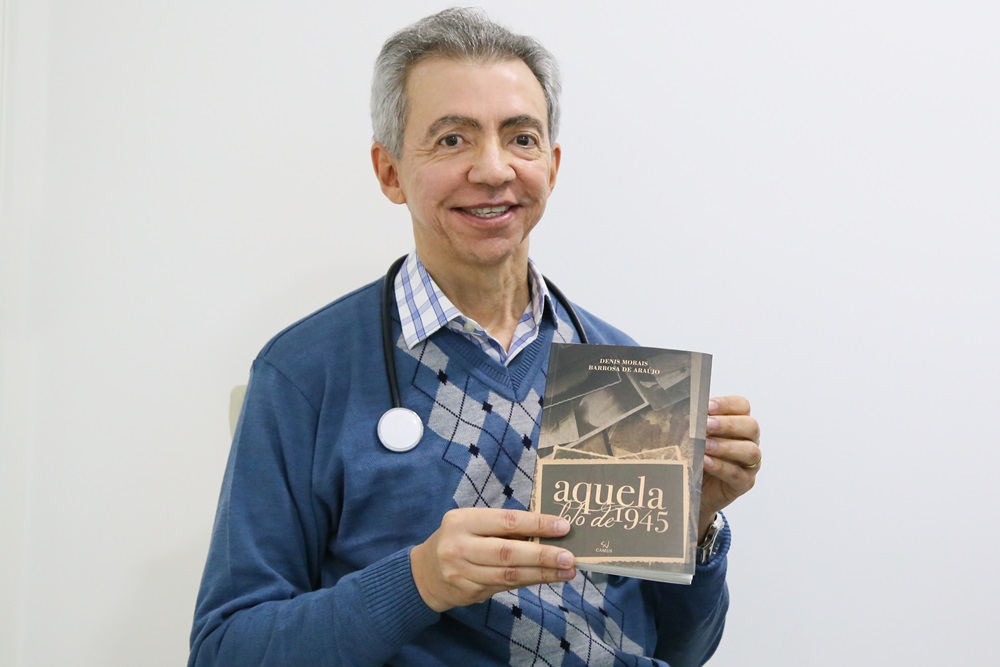 Pediatra Denis de Araújo lançou primeiro livro em agosto | Foto Eduardo Montecino/OCP News