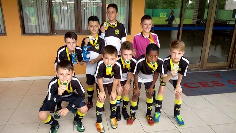 Equipe Sub-10 da Escolinha Xoxo 10 sagrou-se campeã do Campeonato de Futebol 7 da LaLiga | Foto Divulgação