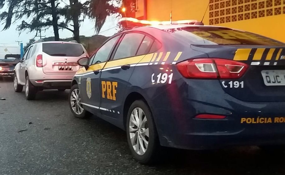 Ação da PRF recuperou veículos e prendeu ladrão| Foto PRF/Divulgação