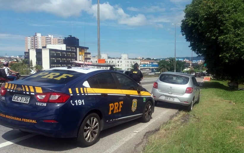 O carro foi locado dia 1º de novembro por um período de apenas três dias em São Paulo | Foto PRF/Divulgação
