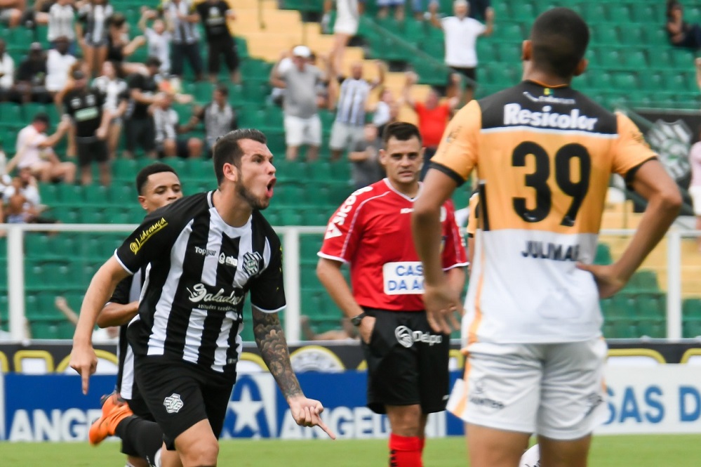 William Popp fez o gol do Figueirense | Foto Hermes Bezerra/OCPNews