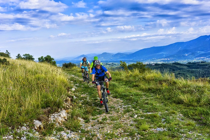 A meta é atravessar todos os oito países dos Balcãs Ocidentais | Foto Divulgação/Slovenia-outdoor