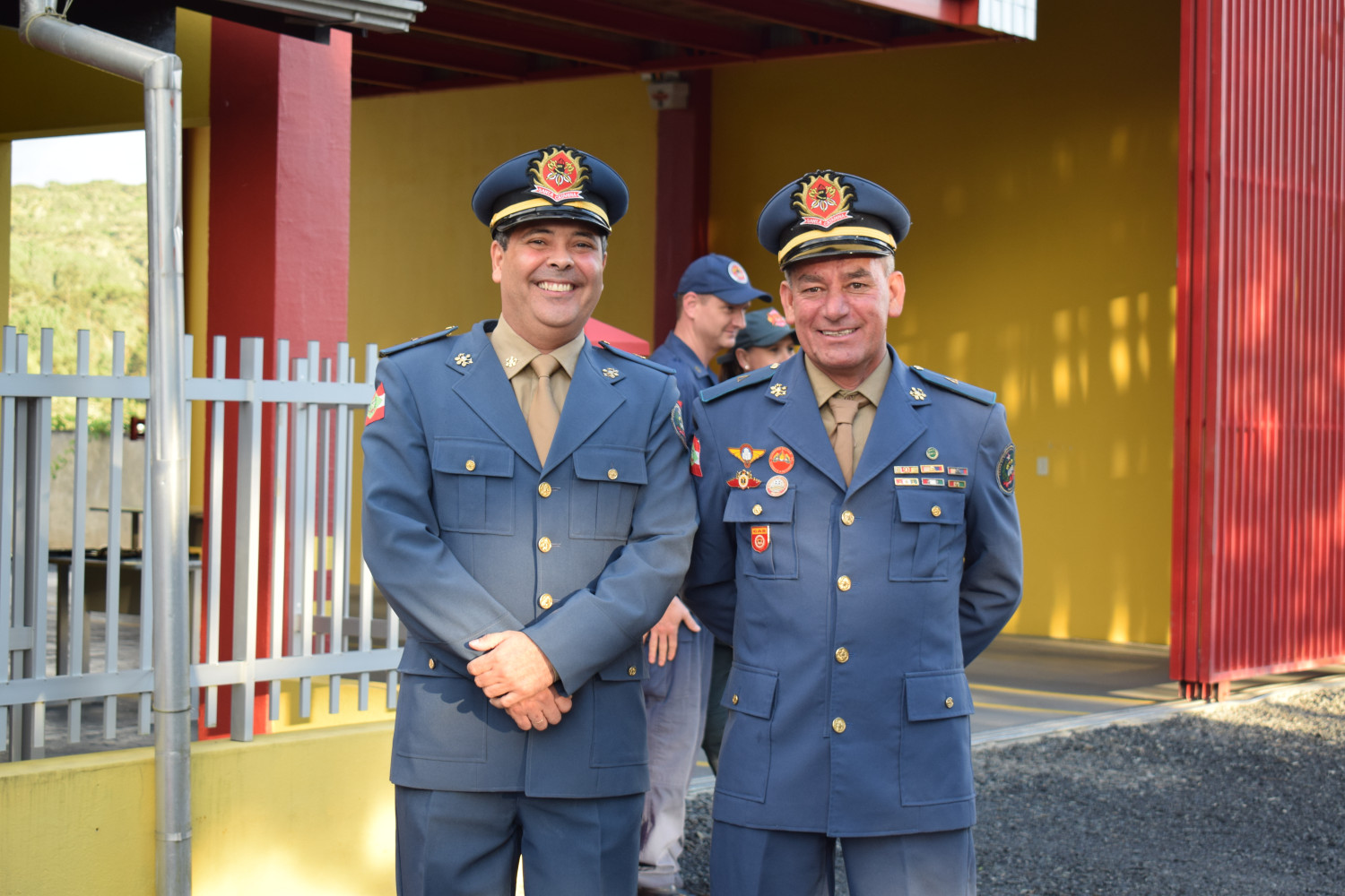 Subtenente Vilmiz (à direita) será substituído pelo subtenente James Russell de Souza Lima | Foto Divulgação/Prefeitura de Campo Alegre