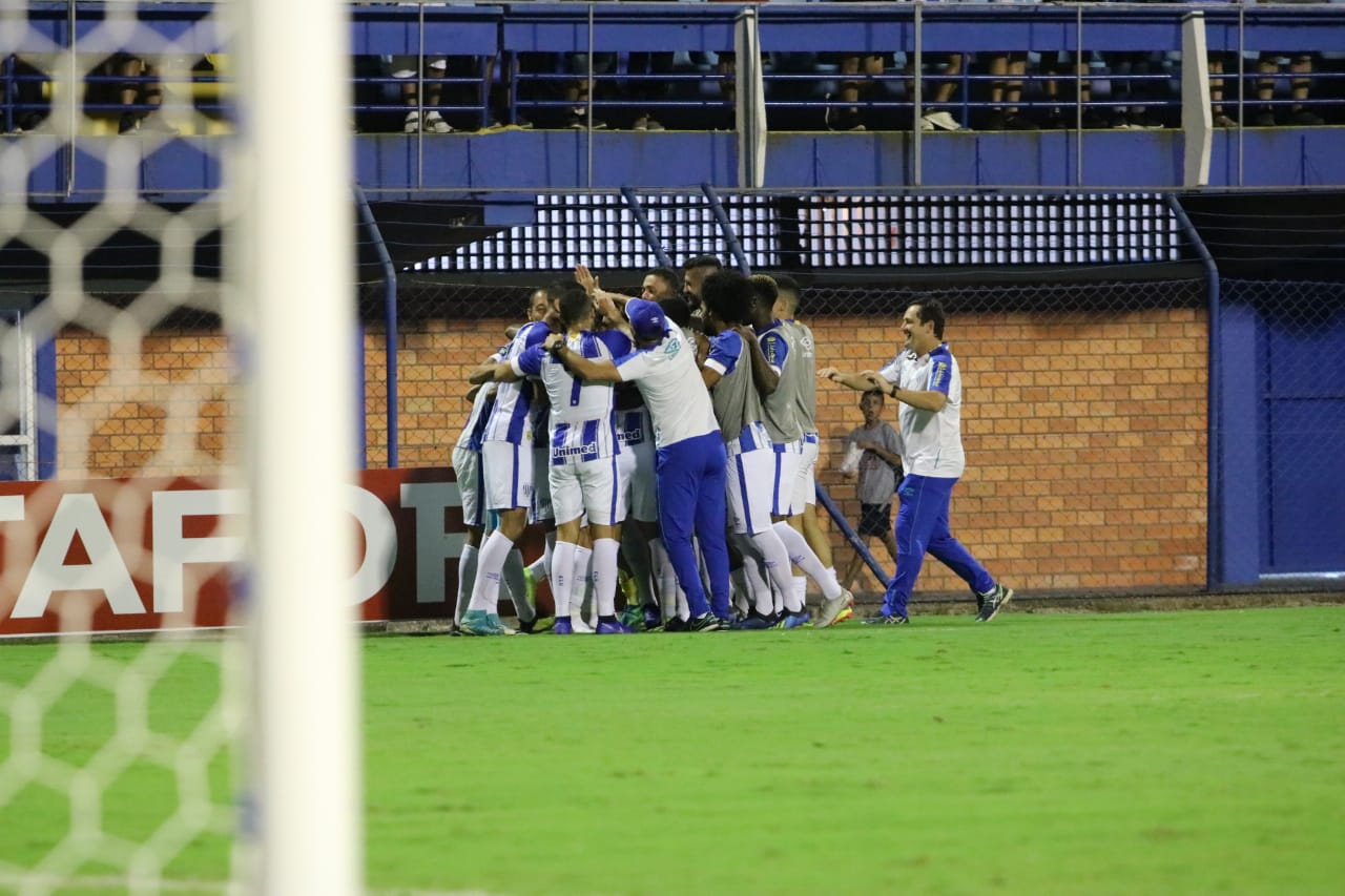 Avaí vence o Tubarão e segue na liderança do Campeonato Catarinense |  Foto Frederico Tadeu/Avaí FC