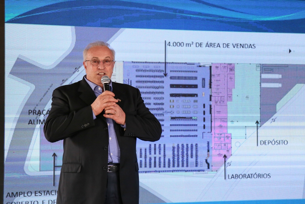 Presidente da rede Pedro Joanir Zonta apresentou empreendimento nesta quinta-feira | Foto: Eduardo Montecino