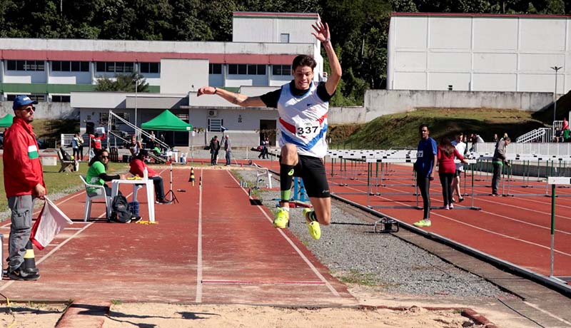 Jimmy Lopes foi campeão no salto em distância | Foto Divulgação/Secel