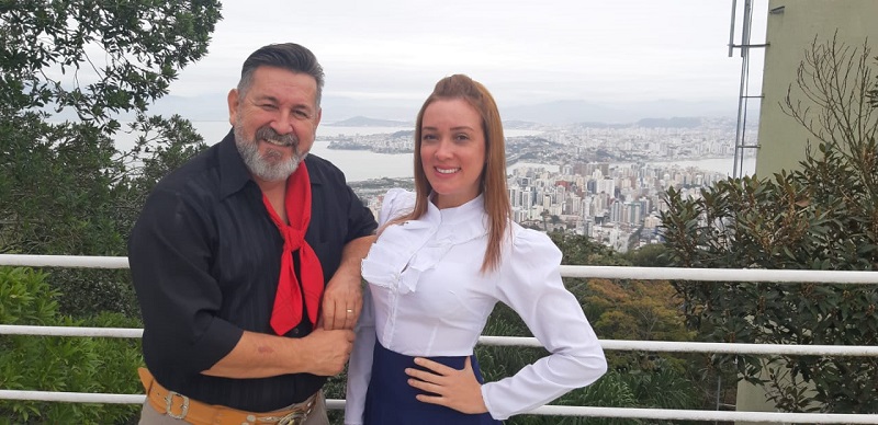 Beto Gabriel e Alexandra Dias iniciam nova temporada a partir deste domingo em Florianópolis | Foto Divulgação
