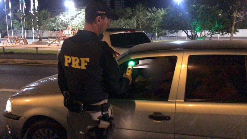 Policiais lavraram outros 1.423 autos de infração | Foto PRF/Divulgação