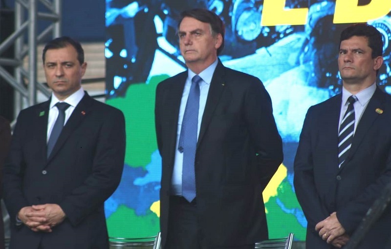 Bolsonaro se encontra com presidente chinês para assinatura de acordos