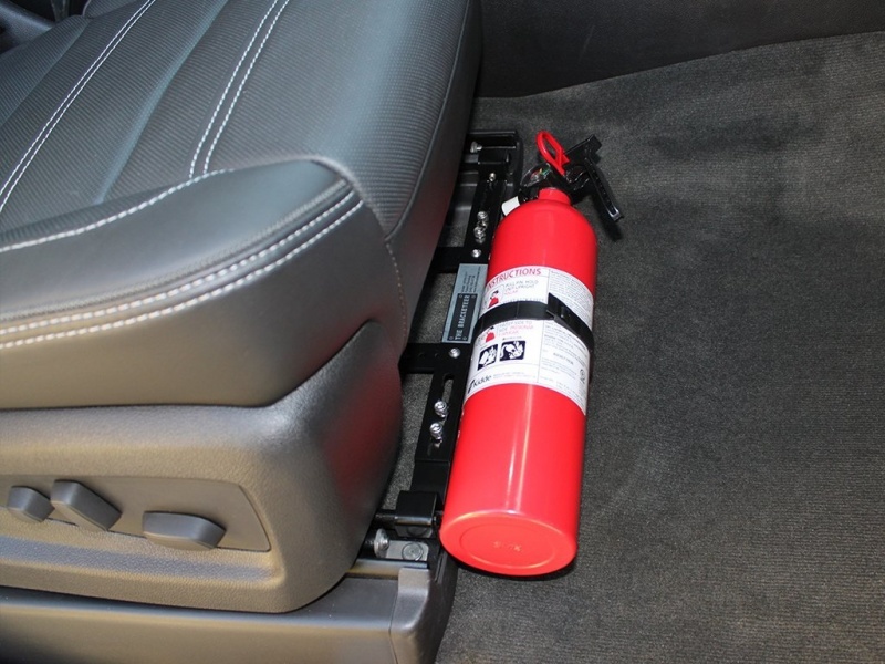 É obrigatório andar com extintor de incêndio no carro?