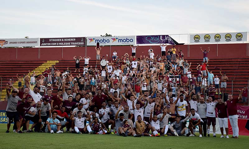 Comemoração das classificações após a vitória sobre o Marcílio Dias | Foto Lucas Pavin/Avante! Esportes