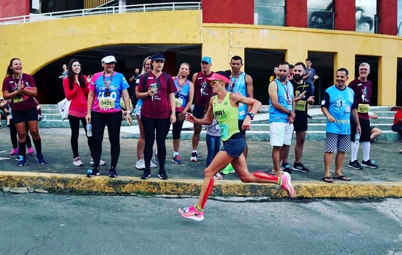 Corredora de Jaraguá do Sul voltou a ser destaque na Meia Maratona de Joinville | Foto Divulgação