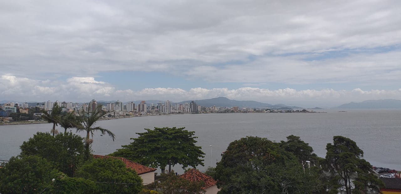 Segunda-feira (11) será de muita nebulosidade em Florianópolis | Foto Ewaldo Willerding/OCPNews