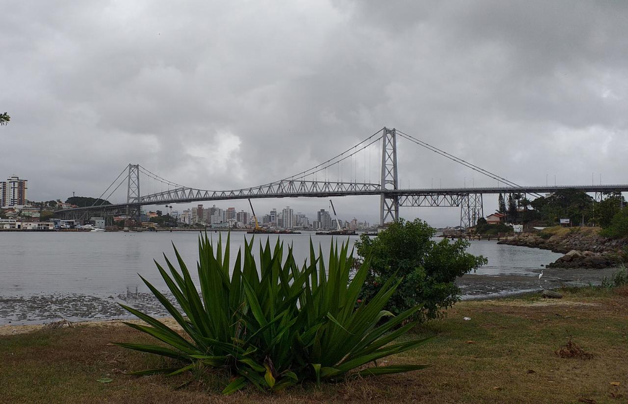 Previsão de chuva a partir da tarde deste sábado (16) em Florianópolis | Foto Ewaldo Willerding/OCPNews