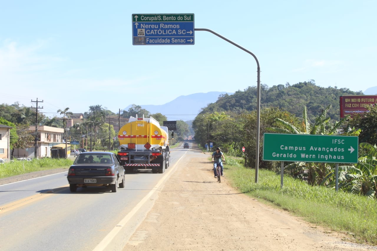 BR-280 é liberada entre Corupá e São Bento do Sul - Diário da Jaraguá