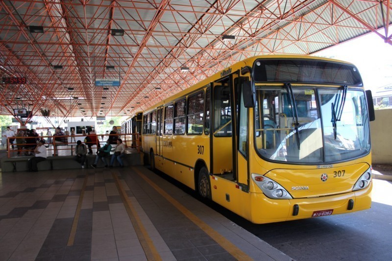 Em resposta ao MP, Criciúma afirma que contrato do transporte público não prevê a volta de cobradores