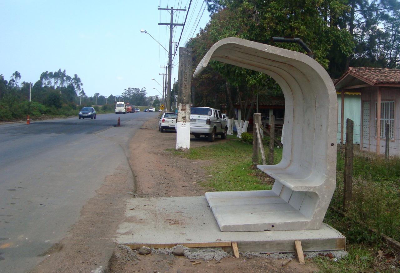 Aprovado projeto que prevê "adoção" de pontos de ônibus em Criciúma