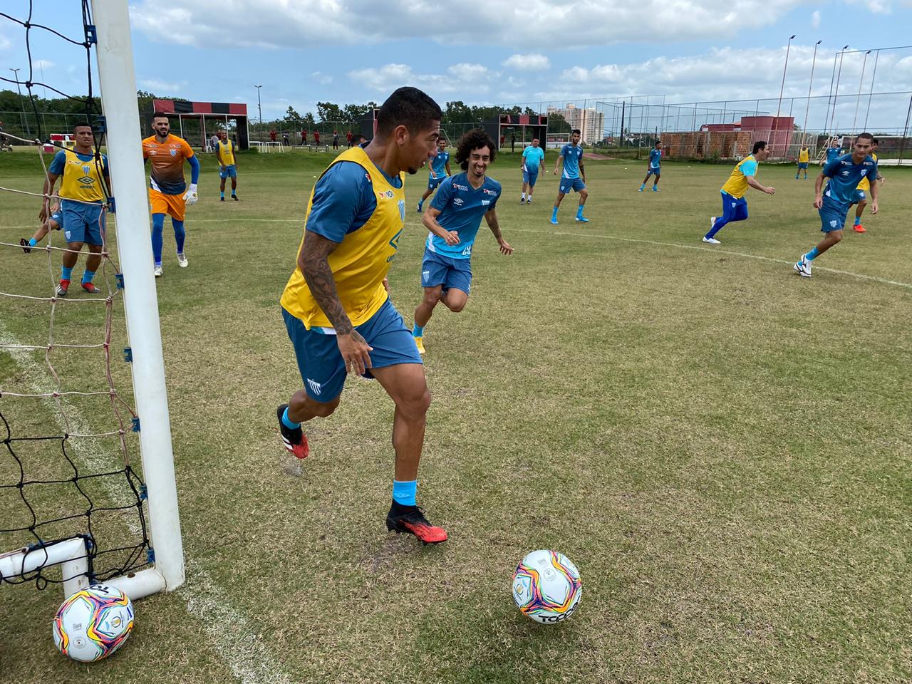 Jogadores do Avaí fizeram último treinamento no CT do Vitória em Salvador | Foto Divulgação/AFC