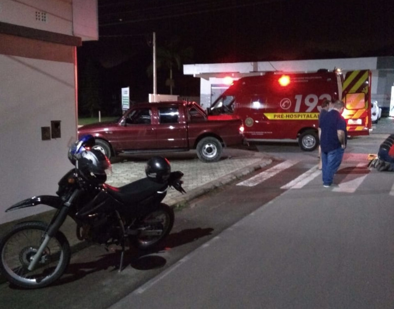 Acidente ocorreu na noite de sexta-feira (23) | Foto: Bombeiros/Divulgação