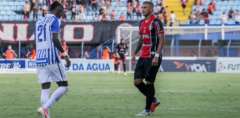 Berg deixa o clube com apenas cinco jogos disputados | Foto: Divulgação/Joinville