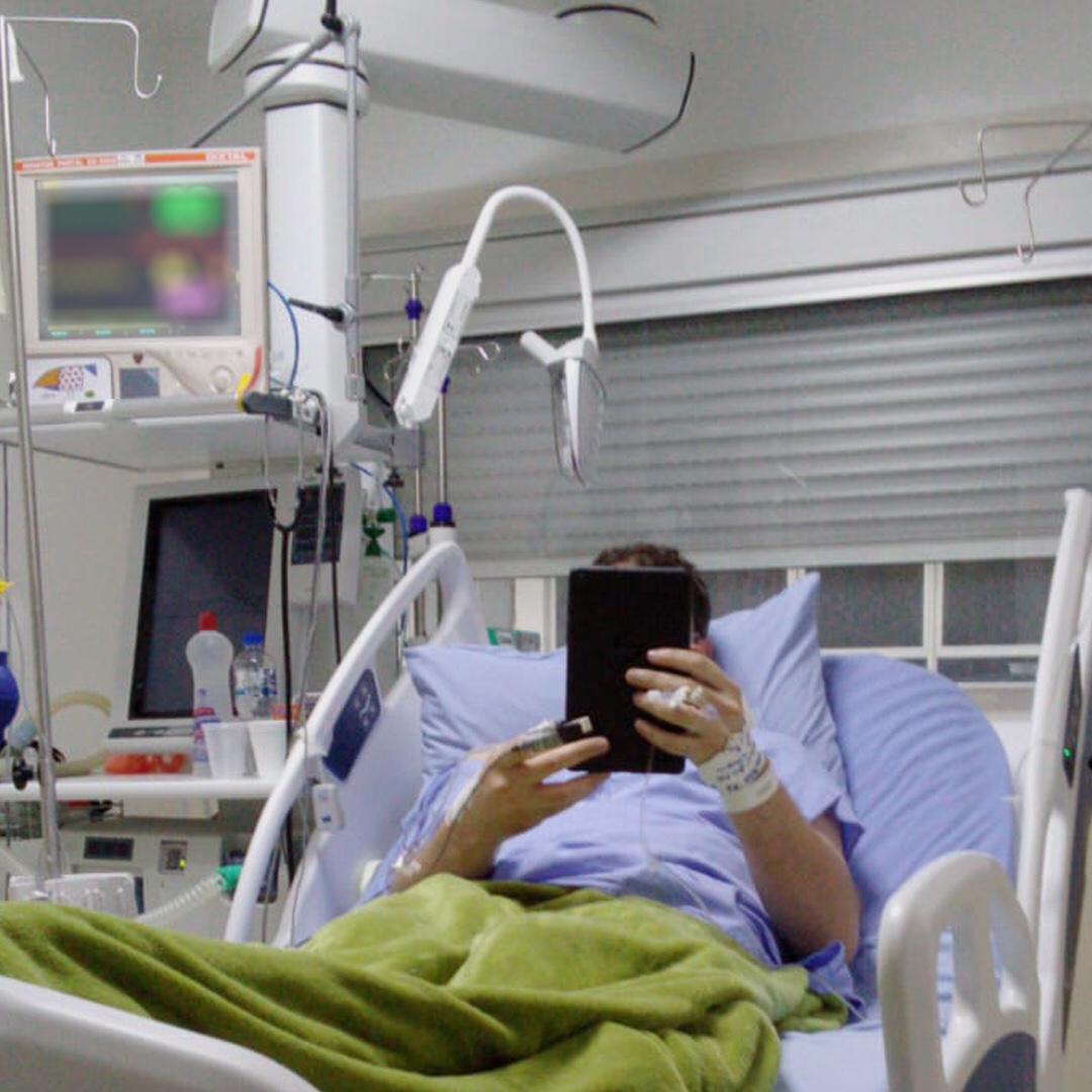 Covid-19: Videochamadas trazem alento ao isolamento no Hospital São José