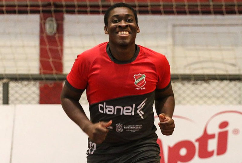Pivô de 22 anos fez 15 jogos e 5 gols pelo Galo em 2020 | Foto: Edson Castro