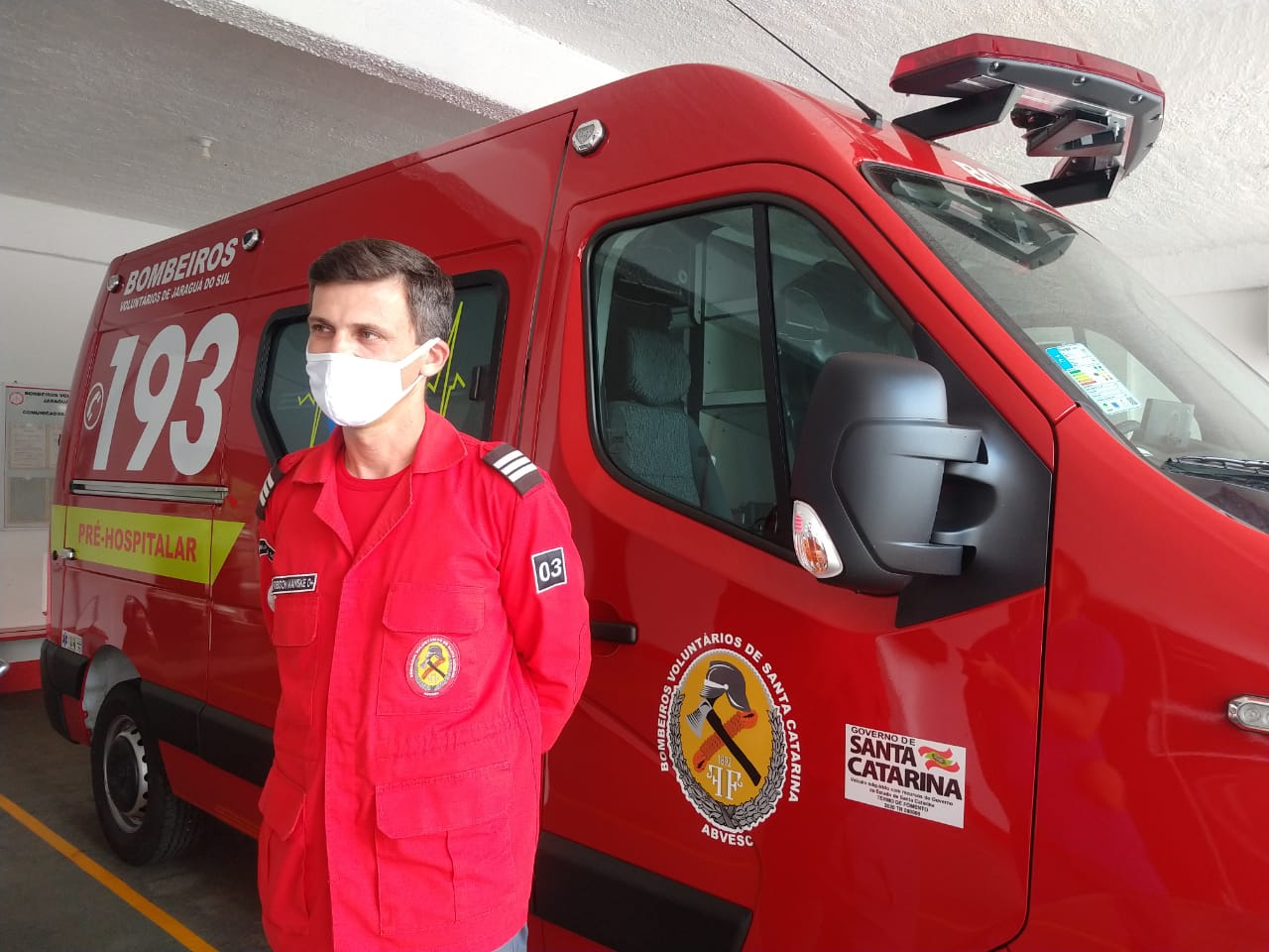 Subcomandante afirma que nova ambulância traz melhores condições para o trabalho desenvolvido pelos voluntários | Foto: Fábio Junkes/OCP News