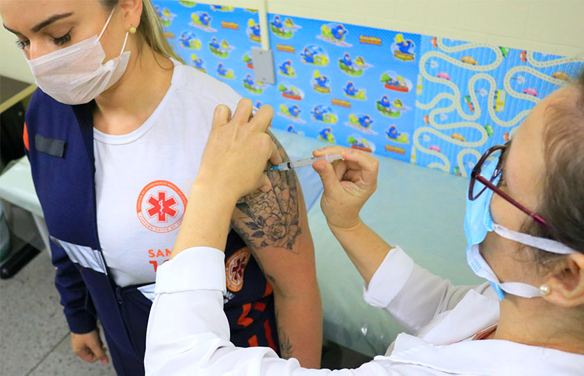 Jaraguá do Sul vacina em média 117 pessoas por dia contra a Covid-19