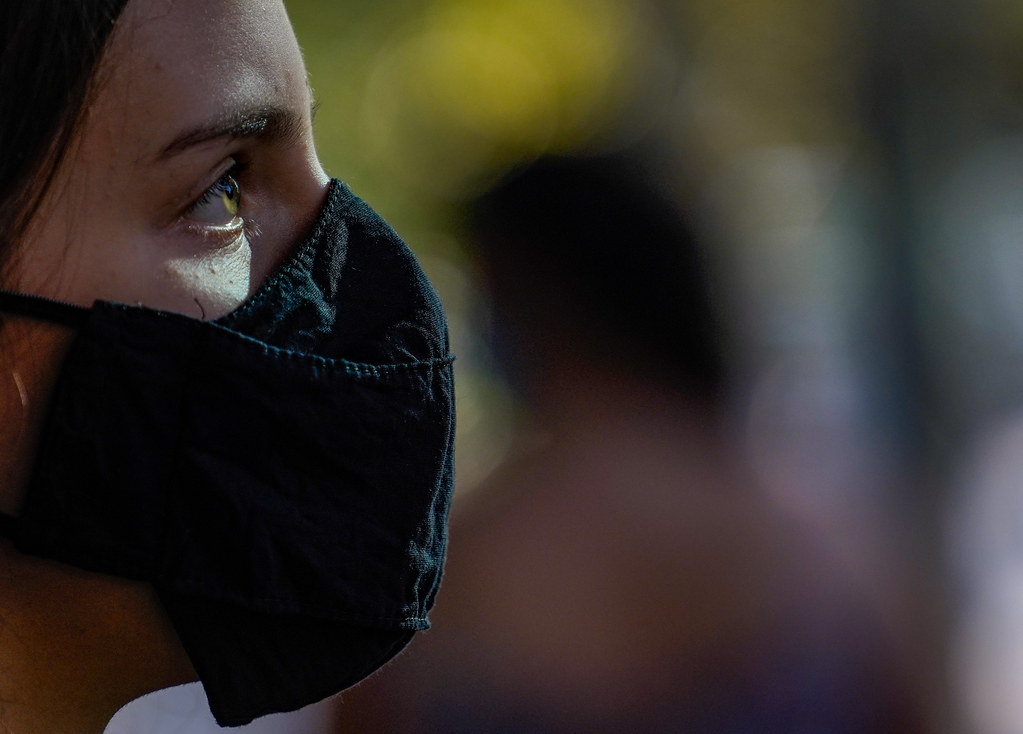 Novo decreto estabelece multa de R$ 500 para quem não usar máscara em SC
