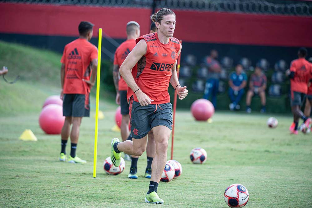 Lateral já voltou aos treinos no Flamengo | Foto: Alexandre Vidal/Flamengo