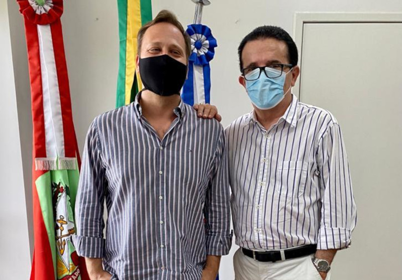 Adriano Silva e o deputado Hélio Costa se reuniram nesta segunda-feira (15) | Foto: Divulgação
