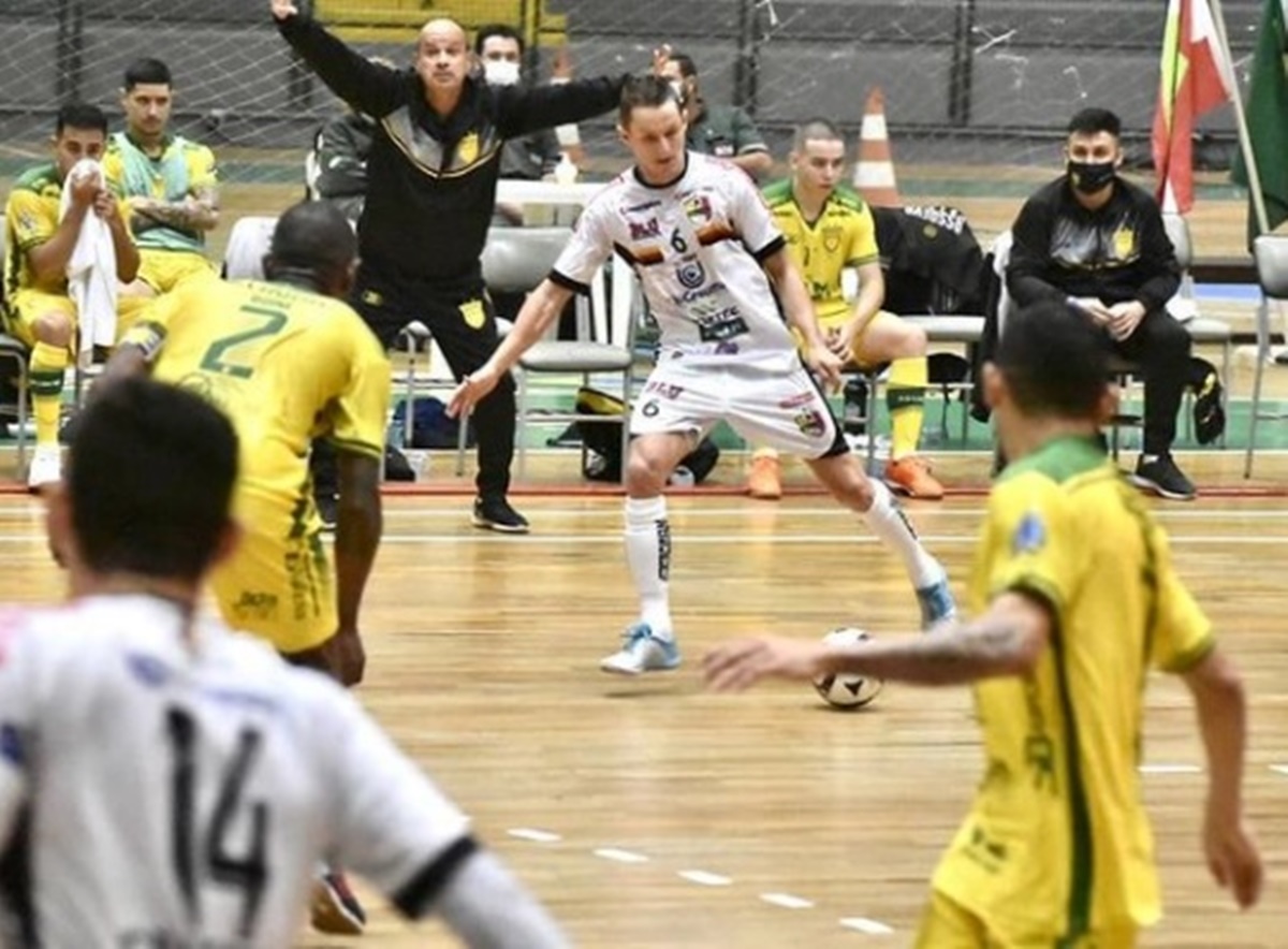 Foto Sávio James/Blumenau Futsal