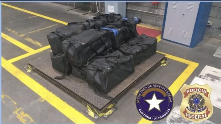 Em operação de combate ao tráfico internacional de drogas, Polícia Federal cumpre mandados em Criciúma