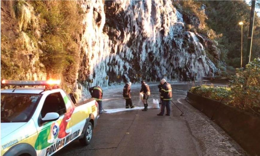 PMRv alerta para riscos nas pistas congeladas na Serra Catarinense | Foto Divulgação/PMRv
