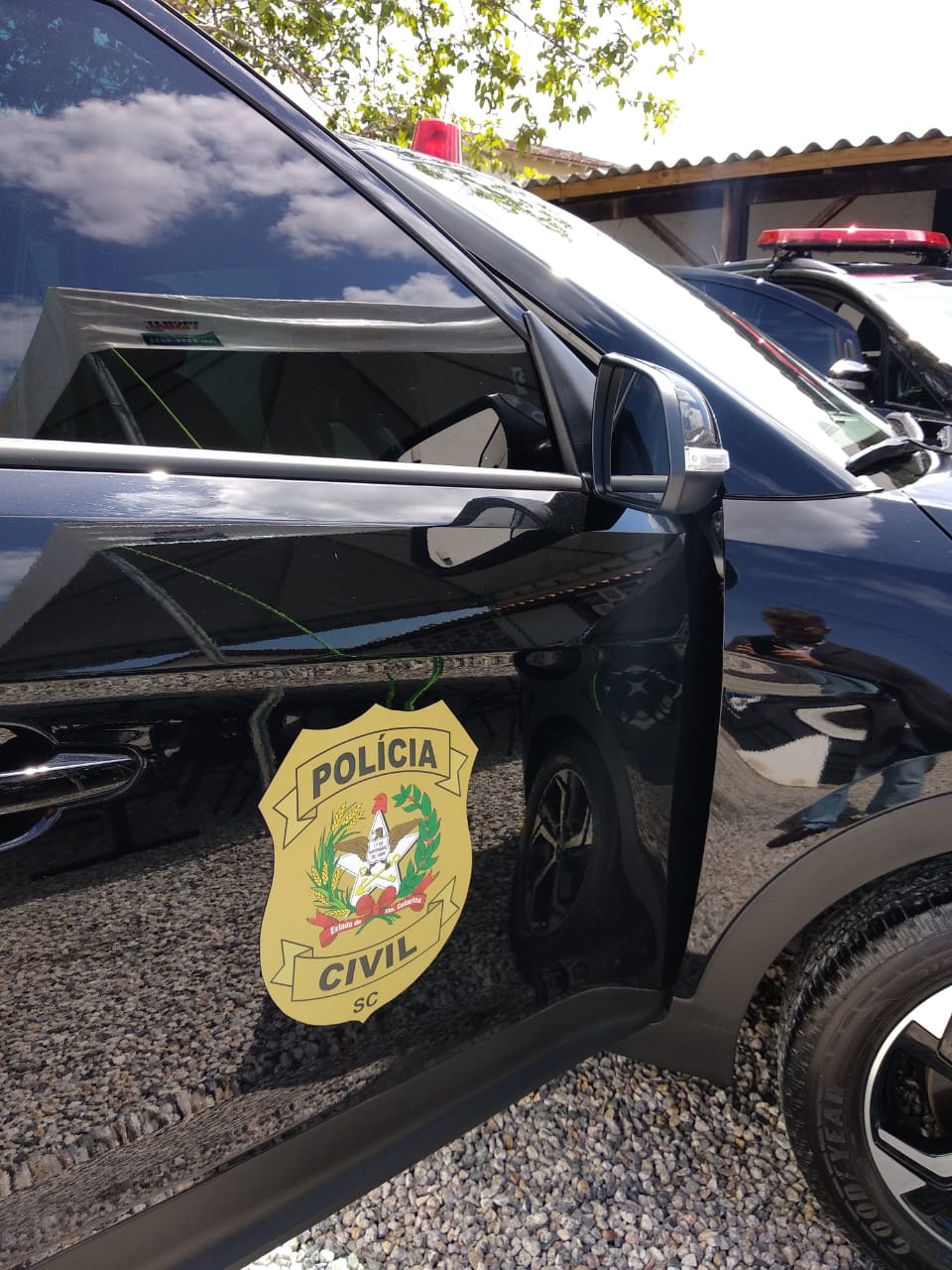 Polícia Civil prende assaltante que roubou carro de autoescola