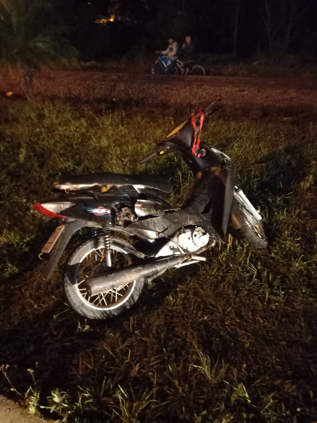 Colisão entre carro e moto deixa mulher ferida em Urussanga