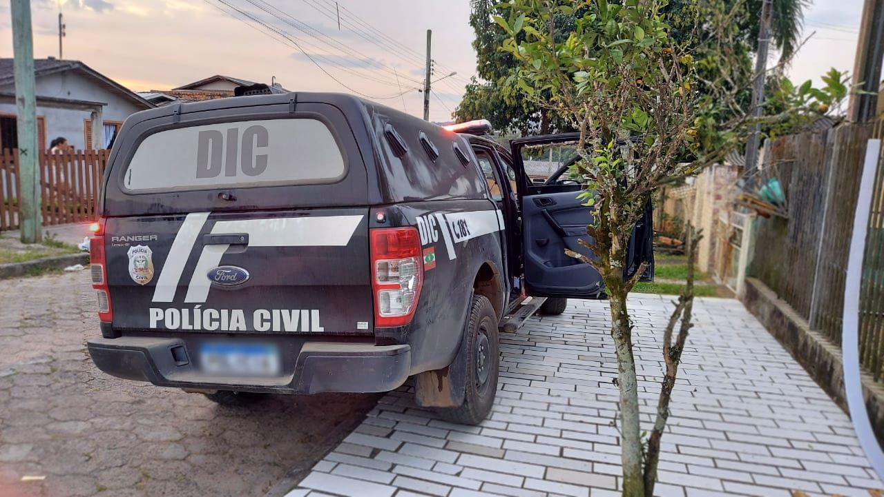 Homem de 25 anos é preso suspeito de ser autor de roubo e homicídio em Criciúma