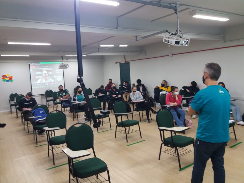 Unesc oferece mais vagas no aulão preparatório ao concurso público de Criciúma