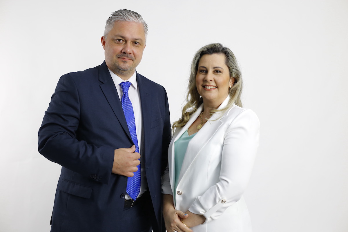 Rodrigo Eduardo Soethe e Patrícia Hruschka. Crédito: Mário Fusinato