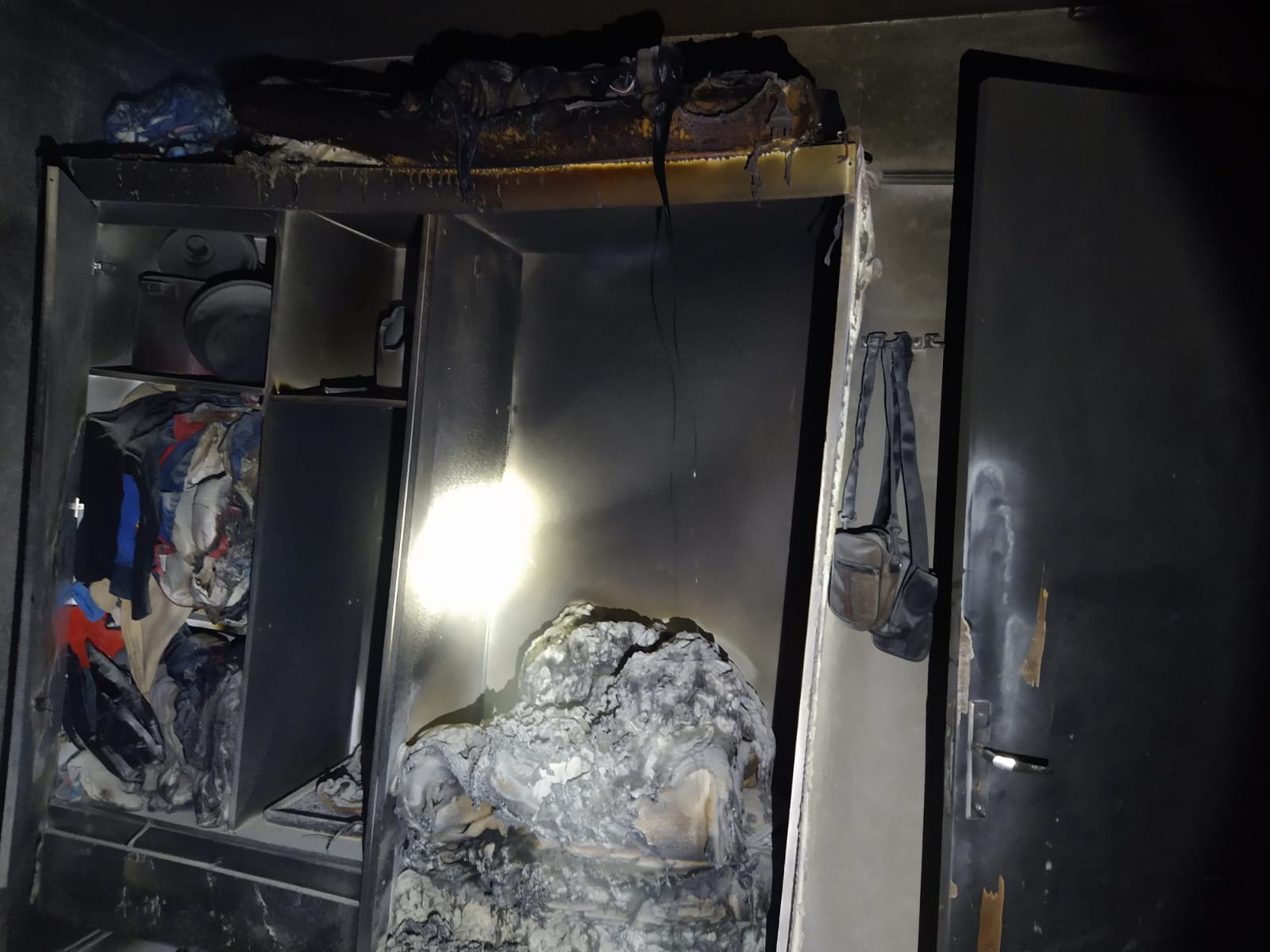 Incêndio atinge apartamento no Residencial Carmel em Criciúma